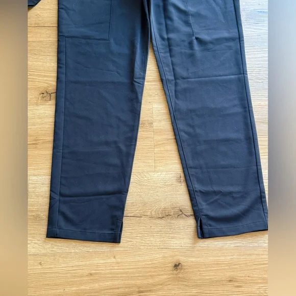 Fabletics Black Scrub Set - Medium - Picture 5 of 9